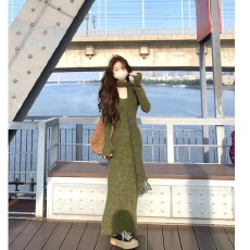 批发大码微<b class='q'>胖</b><b class='q'>MM</b>双色围巾毛衣裙针织连衣裙秋冬新款内搭a字裙配大衣裙