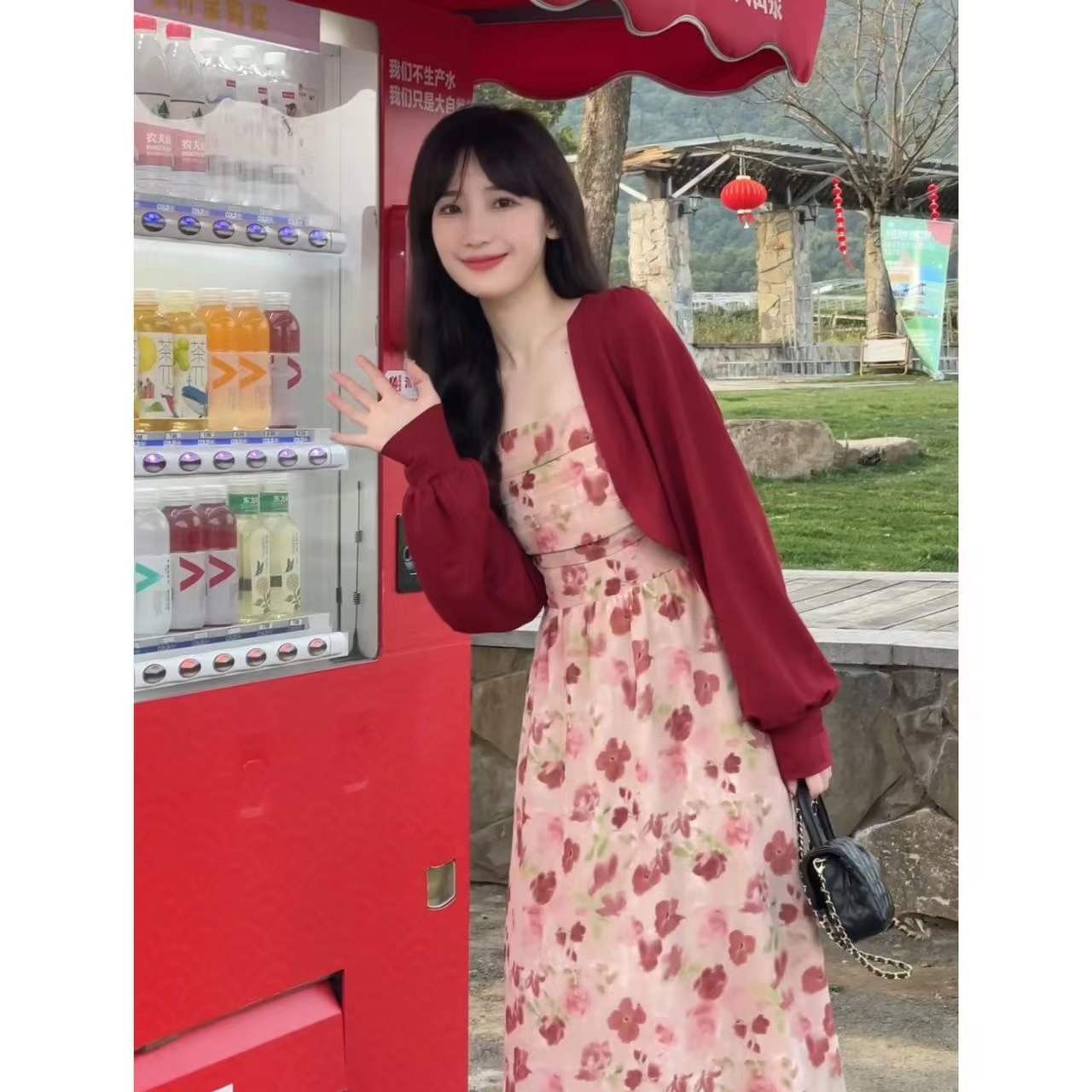 우 매화 소스 여성 드레스 2026 여름 빨간색 꽃무늬 부드러운 품격 레트로 롱 스커트 한 마디 슬립 치마
