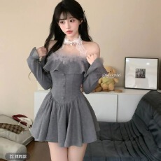 批发甜欲旋涡纯欲风辣妹短裙秋季收腰显瘦设计感毛毛拼接一字肩<b class='q'>连衣裙</b>