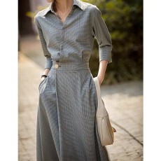 批发<b class='q'>欧洲站</b>秋装女款2025年新款法式高级感气质长裙灰色polo衬衫<b class='q'>连衣裙</b>