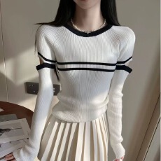 批发白撞色镂空长袖针织<b class='q'>打底衫</b>女秋季2025新时尚修身内搭上衣