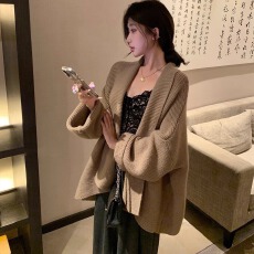 批发秋冬披肩翻领落肩<b class='q'>针织</b><b class='q'>开衫</b>宽松慵懒中长款系带外搭长袖外套