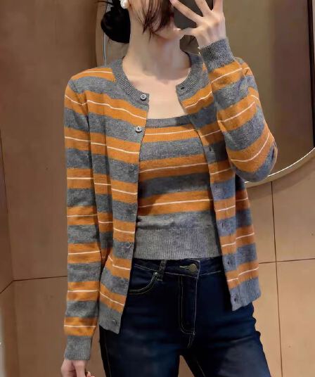 한 부서 주황색 스트라이프 스택 착용 니트 오픈 가디건 여성 조기 가을 디자인 센스 스웨터 코트 외부 가져 가라. 두 조각 스타일 맨위