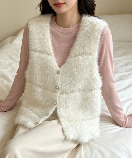 가을 겨울철 보온 불규칙 V넥 모방 밍크 플리스 모피 베스트 싱글 줄 버튼 진주 버클 어깨 외부 가져 가라. 조끼