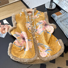 批发新中式国风盘扣毛领夹棉马甲女2025秋冬毛毛拼接保暖马甲