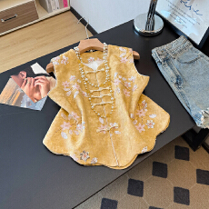 批发新中式<b class='q'>春</b>款绝美洋气香槟色国风高端提花珠片刺绣马甲女日常