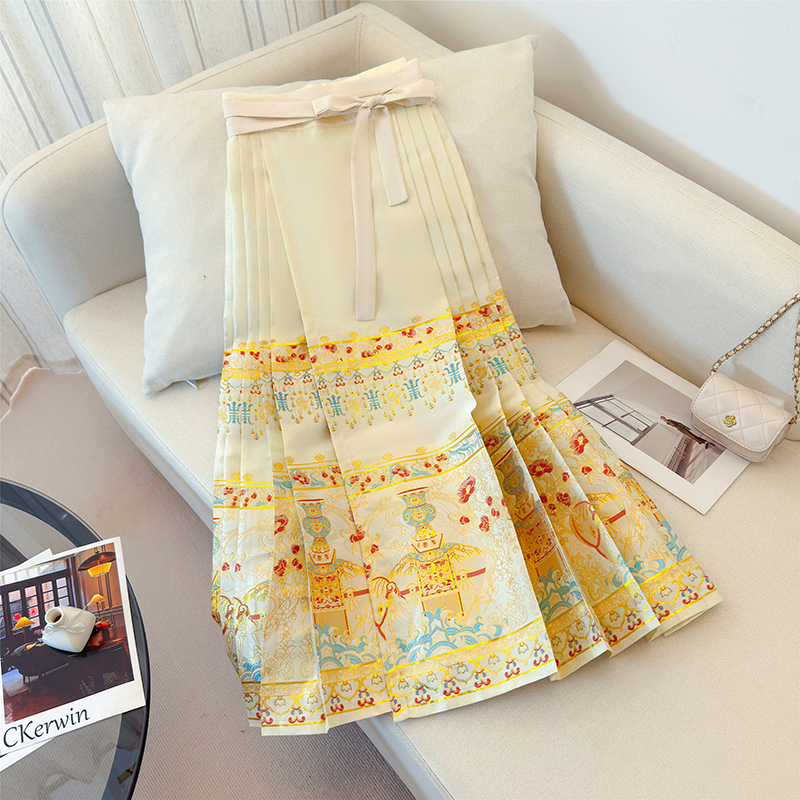 RY1427# 实拍新春夏款新中式锦缎刺绣一片式五对摺重工织金马面裙