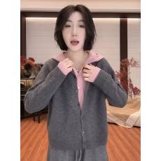 批发妮妮家2025秋冬季休闲百搭撞色100全羊毛连帽上衣外套不可以机洗