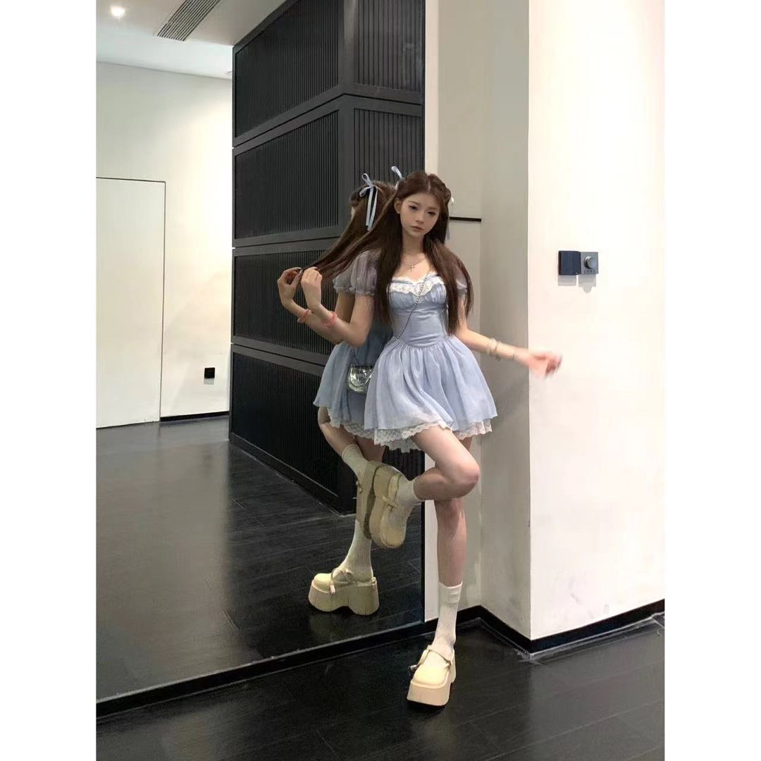 나비 매듭 레이스 레이스 광장 칼라 반팔 여성 드레스 여름 프랑스식 달콤함 파란색 허리 수축 한 마디 짧은 치마