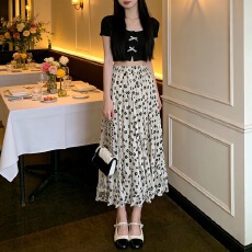 批发碎花半身裙女2026年春夏季新款爆高腰显瘦气质百搭雪纺休闲a字裙