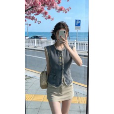 批发复古毛边<b class='q'>牛仔</b><b class='q'>马甲</b>外套女秋2026新款时髦洋气宽松无袖坎肩<b class='q'>背心</b><b class='q'>马夹</b>