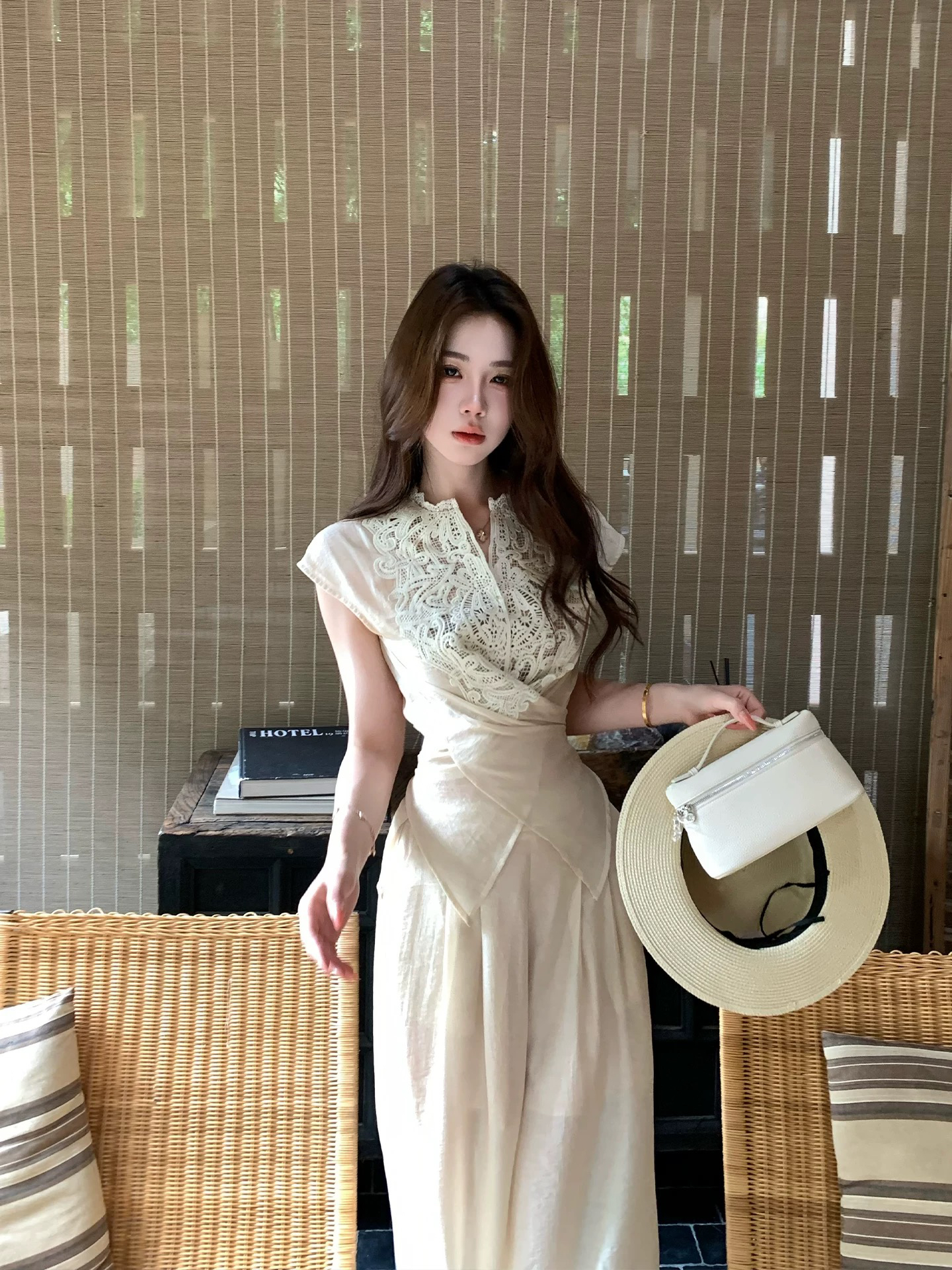 무쯔리 목자이 ~ 중 리 디자인 센스 레이스 조각 마이크로 ~을 통해 망사 레이스업 맨위 주간 실크 도루 센스 와이드 레그 팬츠 세트 여성
