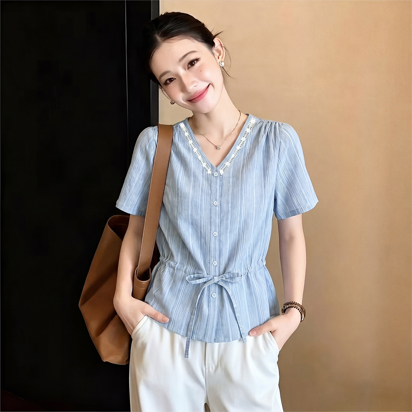 맑은 하늘 제직 여름 26 아모이 V넥 스트라이프 질감 센스 펌프 Pleat 레이스 레이스 패치워크 허리 수축 블라우스