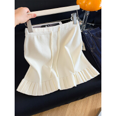 批发实拍灰色针织半身裙女秋冬垂感显瘦 韩系A字<b class='q'>短裙</b>高腰包臀中裙