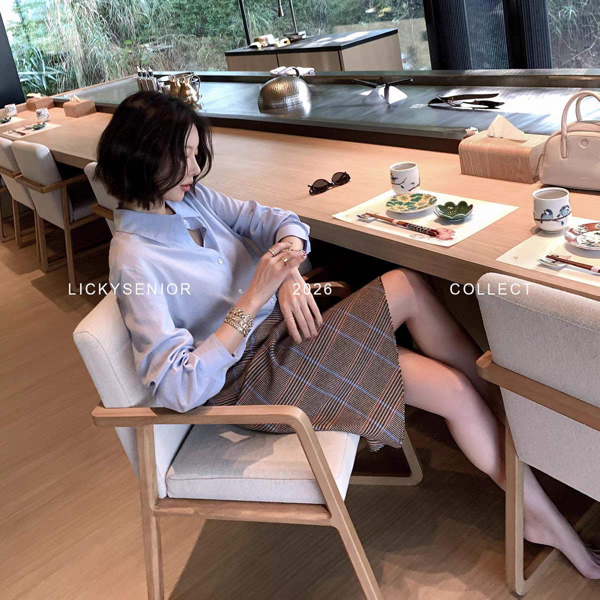 lickysenior 주간 실크 양모 얇은 부드러운 여성 셔츠 봄 여름 긴팔 고급 센스 빛 럭셔리 연령 감소 외국 가스 셔츠