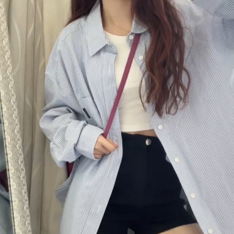 이른 가을 한 부서 chic 다용도 긴팔 여성 셔츠 디자인 센스 고급 센스 파란색 스트라이프 셔츠 루즈핏 맨위