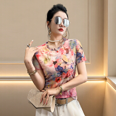 批发多巴胺彩绘涂鸦独特2026夏季新款洋气绝美晕染印花网纱短袖<b class='q'>t</b><b class='q'>恤</b>