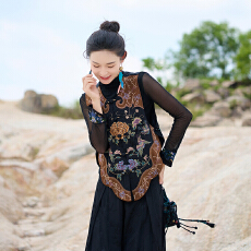 批发实拍新款重工刺绣民族风新中式复古国风盘扣对襟无袖坎肩背心马甲