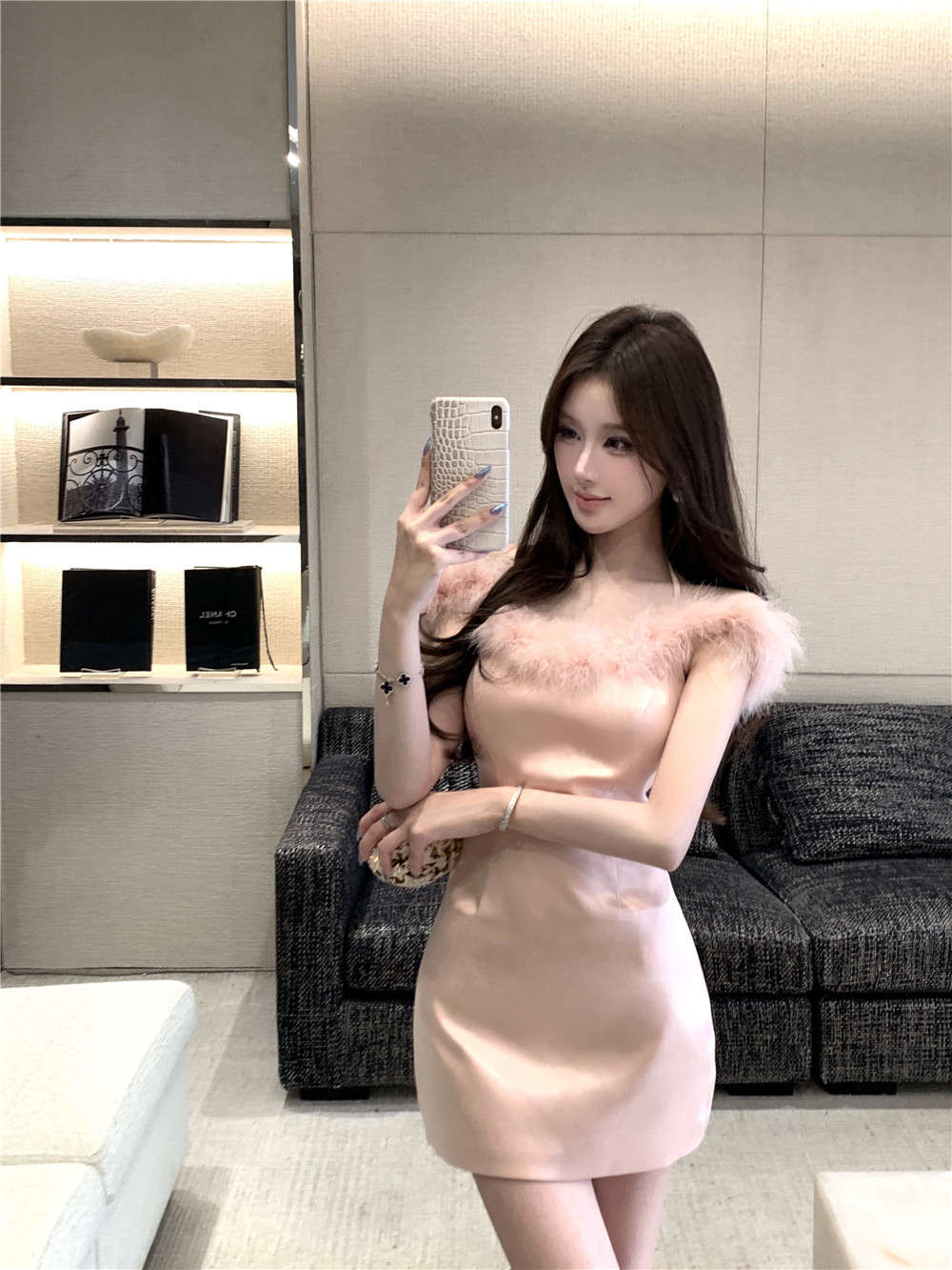 실사 섹시함 순수한 욕망 행침 목 새틴 모피 패치워크 타이트 스커트 드레스