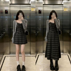 批发大码女装秋季开衫+格纹吊带+半身裙显瘦三件套