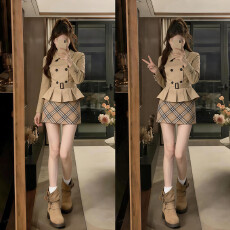 批发实拍大码早秋复古千金气质翻领双排扣<b class='q'>风衣</b>外套女+短裙两件套