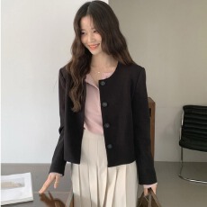 批发韩版小个子圆领纯色短装外套女2026春<b class='q'>夏</b>新简约单排扣休闲外套上衣