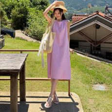 批发<b class='q'>韩版</b>圆领显瘦无袖背心长裙2026夏新小清新简约棉麻A字连衣裙