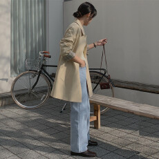 批发简约<b class='q'>翻领</b>工装单排扣风衣外套女2026秋季新纯色休闲中长款防风上衣