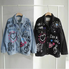 批发现  时尚爱心字母涂鸦宽松牛仔夹克外套