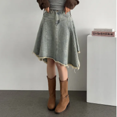 批发出货 水洗接拼不规则毛边牛仔半身裙