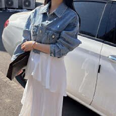 批发现  街角漫步 经典翻领做旧毛边牛仔外套