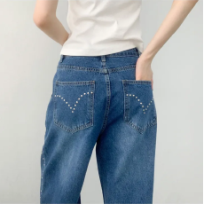 批发现 复古显瘦水洗磨白侧烫珠牛仔长裤