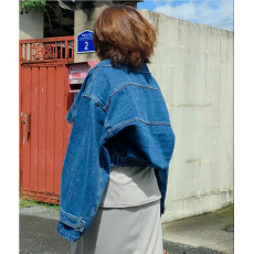 批发现 复古翻领系扣下摆收腰短款<b class='q'>牛仔</b><b class='q'>夹克</b>外套