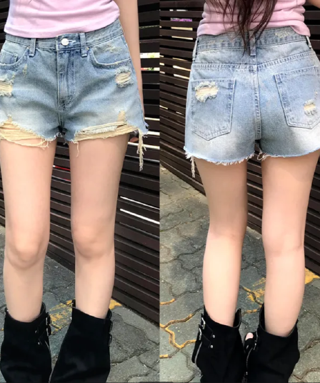 지금 삼색 피해를 주다 찢어진 부분 거친 가장자리 넓은 다리 데님 반바지