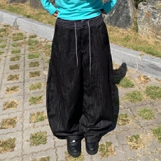 两粒扣系绳腰拼接休闲阔腿牛仔裤长裤