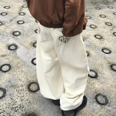 现 高腰豹纹爱心口袋椎板宽松休闲裤