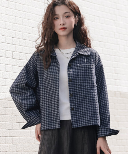 2026 년 이른 봄 새로운 분위기 센스 한 부서 출퇴근 폴로 칼라 격자 무늬 셔츠 싱글 줄 버튼 오픈 가디건 데님 여성 코트