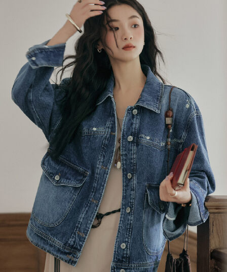 2026 년 봄 새로운 워크웨어 자수 데님 여성 코트 루즈핏 레트로 캐주얼 폴로 칼라 긴팔 재킷 맨위
