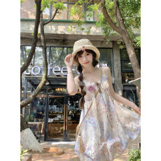 批发实拍实价~新款小众复古碎花蕾丝花苞玫瑰绑带吊带<b class='q'>连衣裙</b>女