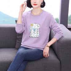 批发2026新款印花<b class='q'>卫衣</b>女<b class='q'>圆领</b>春秋休闲宽松加绒打底内搭紫色减龄上衣潮