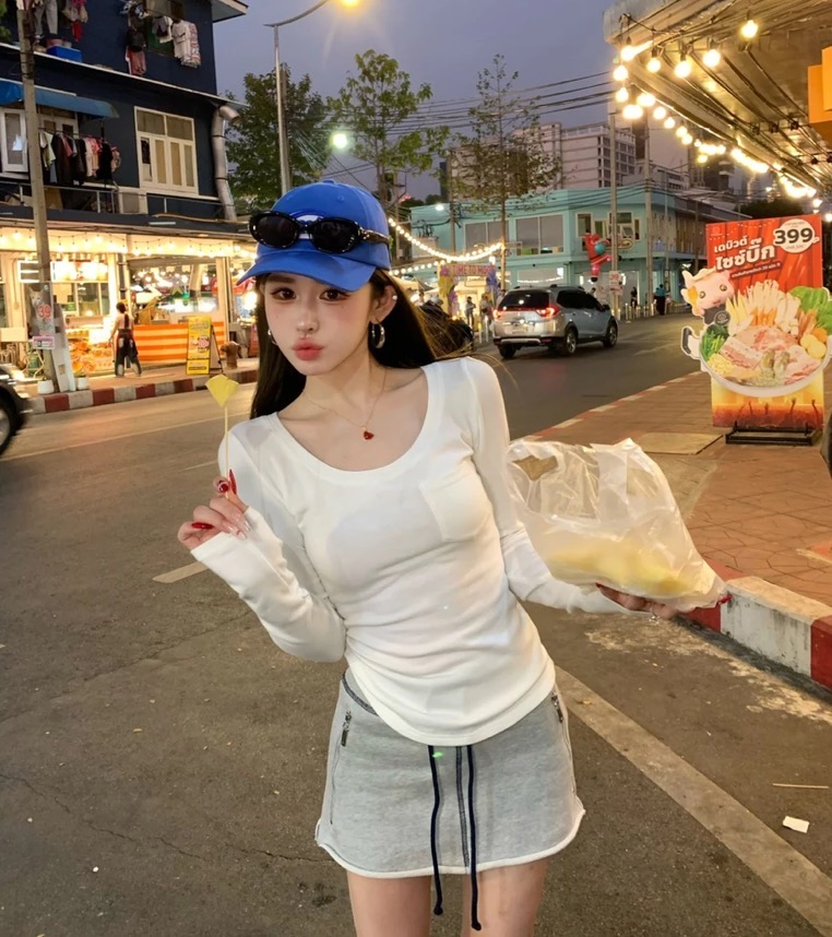쌀 Na 홈 이른 봄 만 가져 가라. 화이트 인터넷 에디션 신축성 티셔츠 회색 명시적 스티치 거친 가장자리 반 스커트