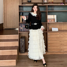 批发十三行品质高级感穿搭套装立体花朵黑色上衣<b class='q'>网纱</b>半身裙两件套