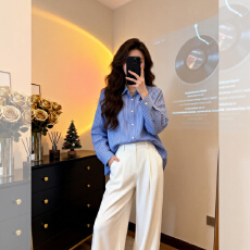 批发2026春<b class='q'>秋</b>条纹减龄宽松百搭衬衫女韩版设计感温柔慵懒圆领衬衣