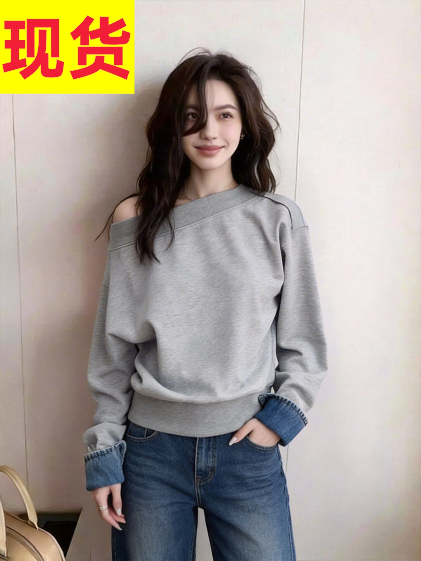 풀오버 비스듬한 칼라 디자인 센스 작은 대중 회색 후드티 2026 봄 여성 의류 새로운 다용도 루즈핏 느슨함 센스 맨위