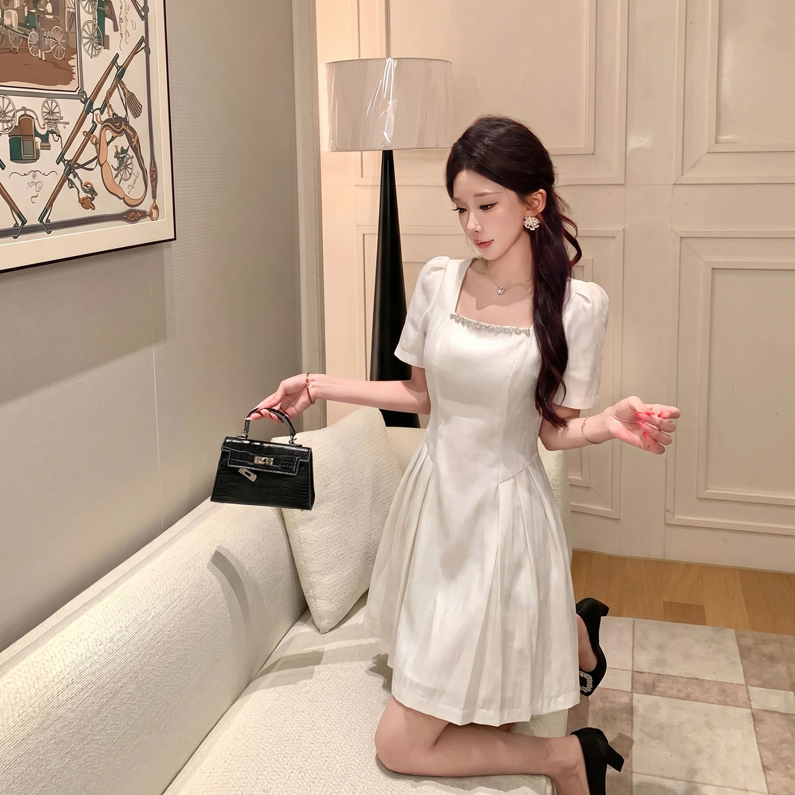 열세 개 개체 품질 miu 부서 천 골드 센스 드레스 프랑스식 그는 벤 바람 허리 수축 품격 작은 드레스 미니 스커트