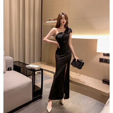 批发实拍新娘敬酒服 高贵优雅性感长款<b class='q'>鱼尾</b>红色结婚晚礼服裙女