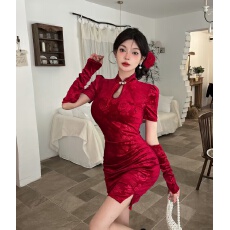 批发 实拍中式旗袍红色改良绝美订婚年轻款少女性感高考礼服