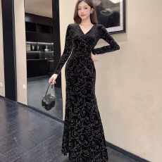 批发实拍冬装新款黑色V领修身显瘦包臀<b class='q'>鱼尾</b>裙