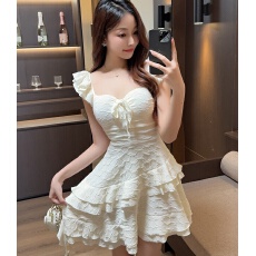 批发实拍两穿<b class='q'>气质</b>温柔风连衣裙荷叶边立体花朵度假裙