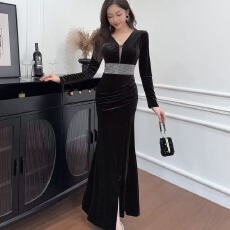 批发 实拍新款年会气场女王高端宴会气质性感长款丝绒长袖